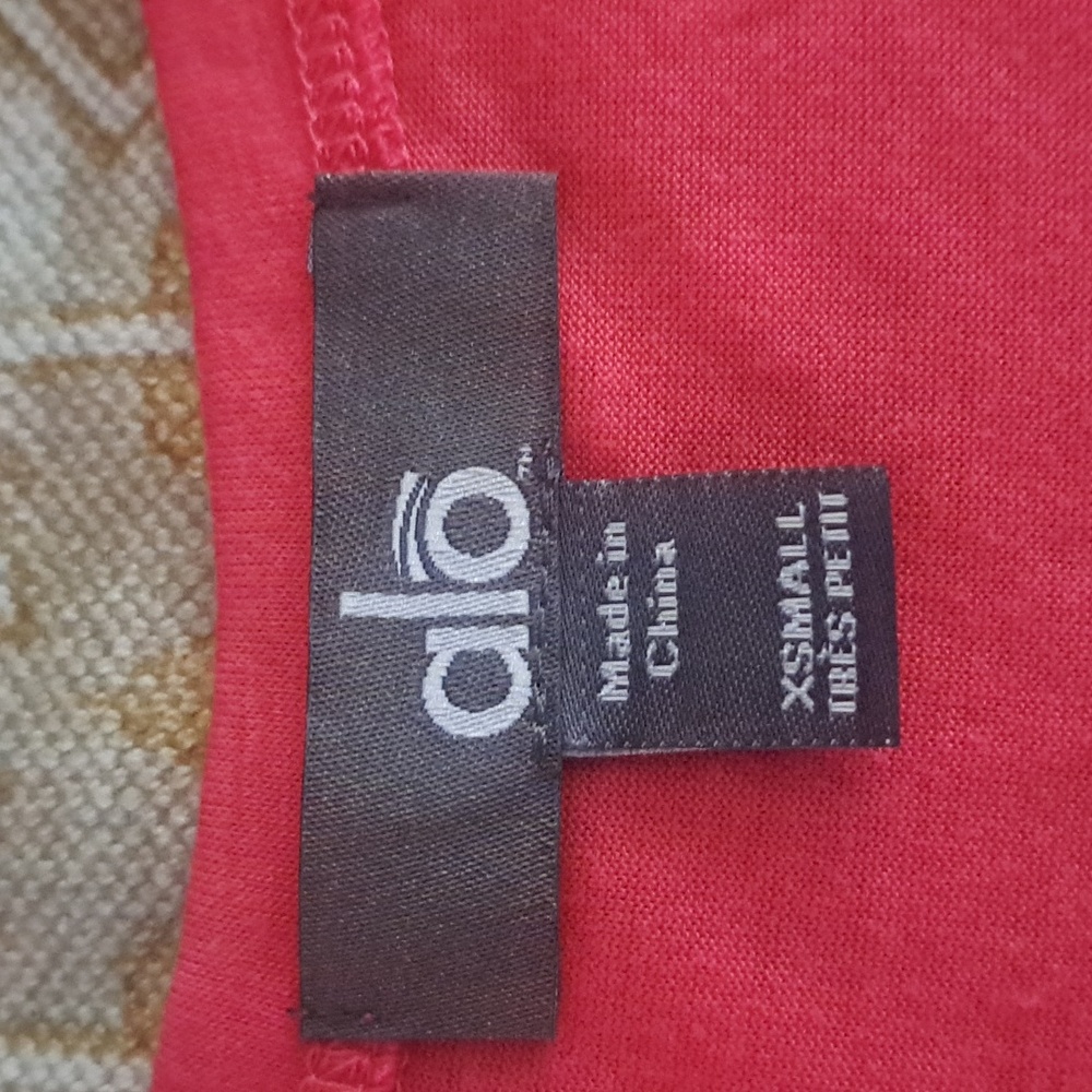 ALO Yoga Vibrant Pink Tank Top Size Xsmall New. - Picture 2 of 4